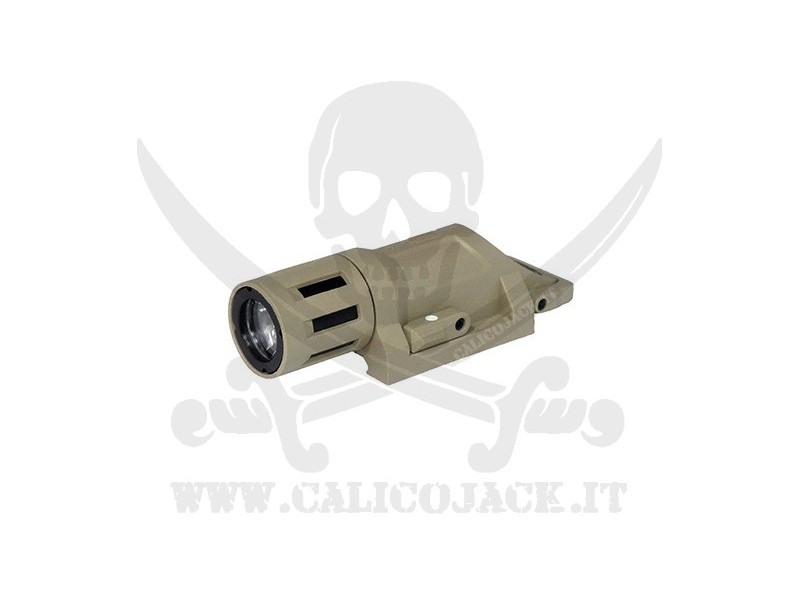 WEAPON LIGHT 220L COYOTE